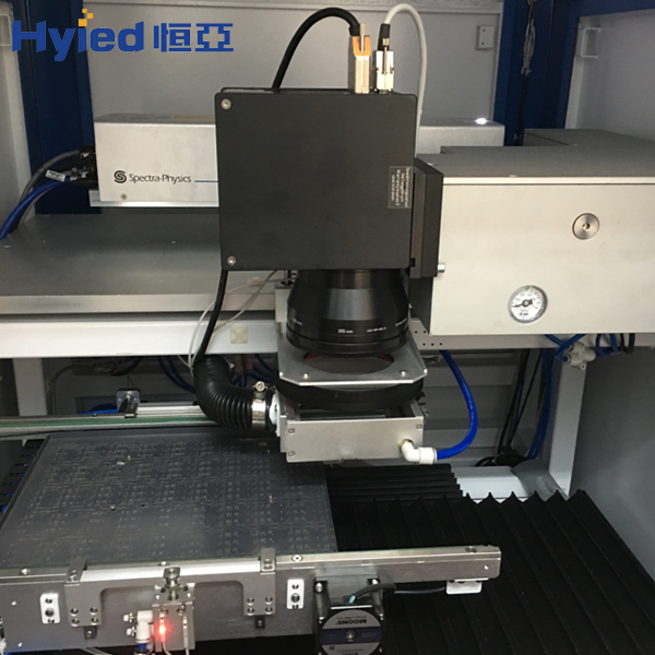 離線(xiàn)及在線(xiàn)激光精密切割分板機(jī)